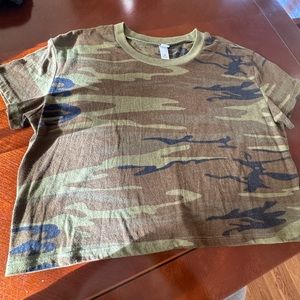 Alternative Apparel Camo Tee shirt - Size M